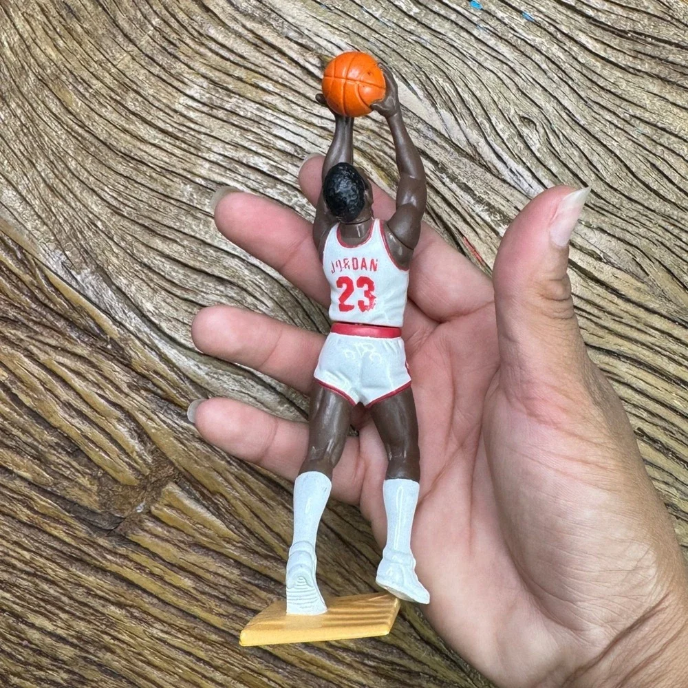 1988 NBA Michael Jordan Chicago Bulls #23 Jump Shot Figure Vintage Collectible